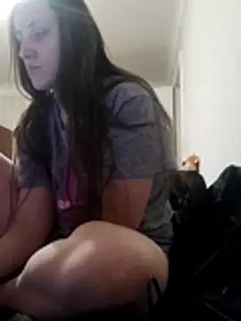 Snapshot of emeli_moon chatting on January 2026 07:30:01 PM emeli moon online show from January 2026 07:30:01 PM