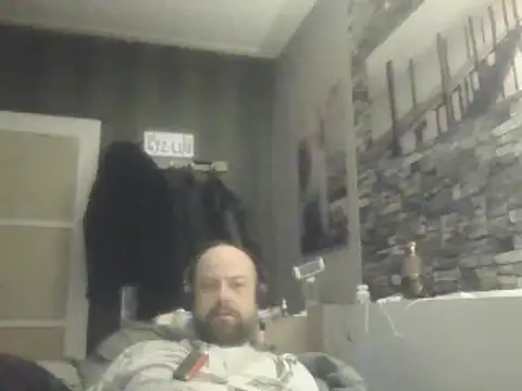 Snapshot of Prehistorixxx2686 chatting on December 2024 08:15:01 PM Prehistorixxx2686 online show from December 2024 08:15:01 PM