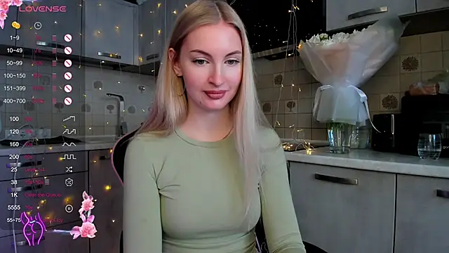 Snapshot of Kimmy_powell chatting on December 2024 04:47:01 AM Kimmy powell online show from December 2024 04:47:01 AM