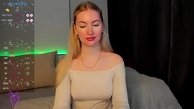 Snapshot of Kimmy_powell chatting on January 2025 05:19:02 AM Kimmy powell online show from January 2025 05:19:02 AM