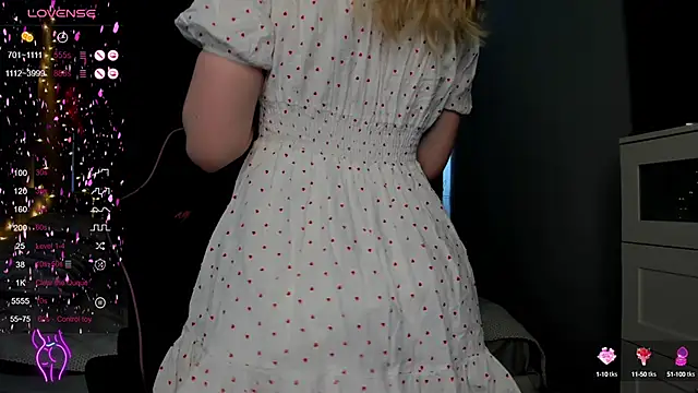 Snapshot of Kimmy_powell chatting on March 2025 03:17:01 AM Kimmy powell online show from March 2025 03:17:01 AM