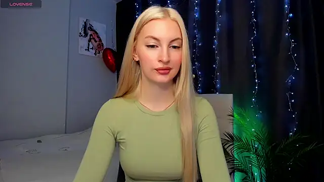 Snapshot of Kimmy_powell chatting on October 2025 03:59:02 AM Kimmy powell online show from October 2025 03:59:02 AM