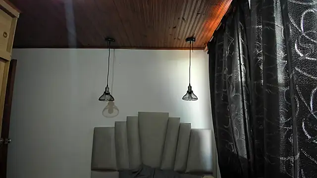 samantha  wilson online show from November 2025 03:04:01 PM