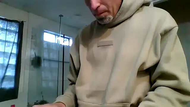 El Gizmo online show from February 2026 03:40:01 PM