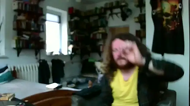 Snapshot of sunr1sa chatting on February 2025 03:20:01 PM sunr1sa online show from February 2025 03:20:01 PM