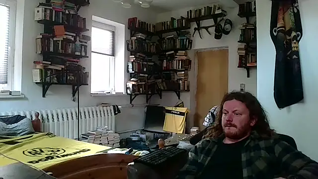 Snapshot of sunr1sa chatting on November 2025 02:39:02 PM sunr1sa online show from November 2025 02:39:02 PM