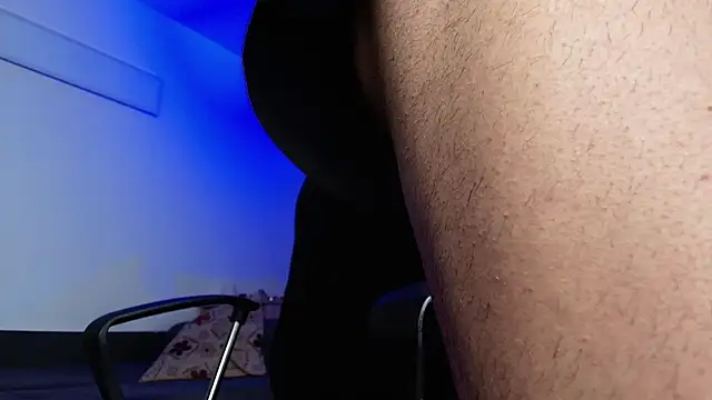 Snapshot of juliusmasters chatting on January 2025 10:32:02 PM juliusmasters online show from January 2025 10:32:02 PM