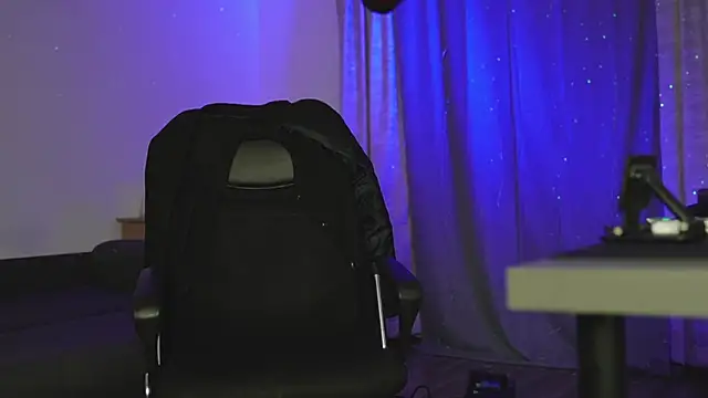 Snapshot of juliusmasters chatting on March 2025 01:10:01 AM juliusmasters online show from March 2025 01:10:01 AM