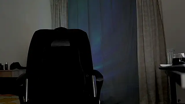 Snapshot of juliusmasters chatting on September 2025 08:10:01 PM juliusmasters online show from September 2025 08:10:01 PM