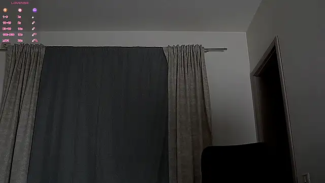 Snapshot of juliusmasters chatting on October 2025 05:14:02 PM juliusmasters online show from October 2025 05:14:02 PM