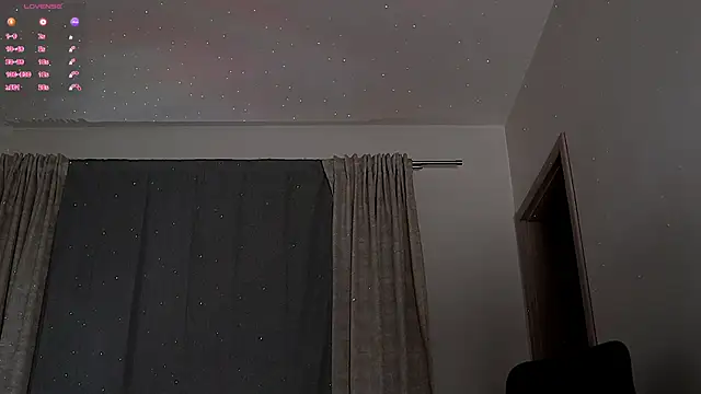 Snapshot of juliusmasters chatting on October 2025 08:31:01 PM juliusmasters online show from October 2025 08:31:01 PM