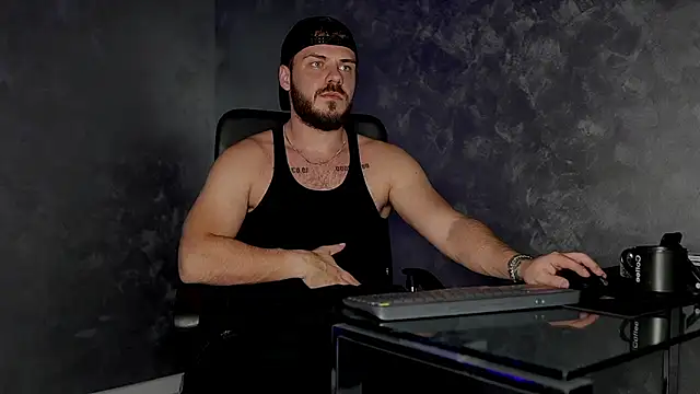 Snapshot of juliusmasters chatting on November 2025 10:12:01 PM juliusmasters online show from November 2025 10:12:01 PM