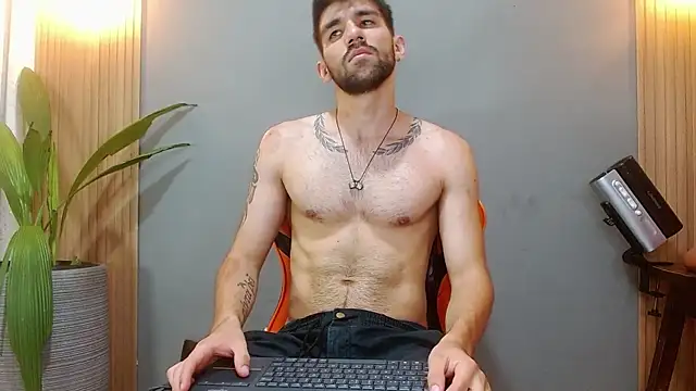 Snapshot of Mr_WhiteCock chatting on January 2026 01:52:02 AM Mr WhiteCock online show from January 2026 01:52:02 AM