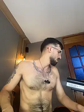 Snapshot of Mr_WhiteCock chatting on June 2026 05:06:02 PM Mr WhiteCock online show from June 2026 05:06:02 PM