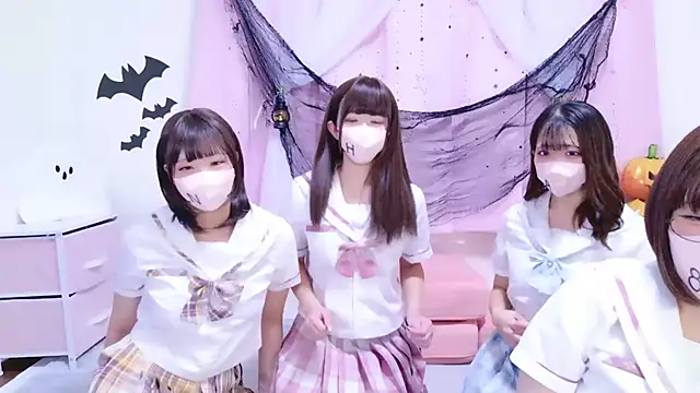 841 yayoi online show from October 2025 04:40:02 AM