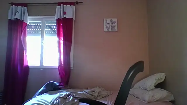 Snapshot of imsohornydacom chatting on December 2025 03:32:01 PM imsohornydacom online show from December 2025 03:32:01 PM