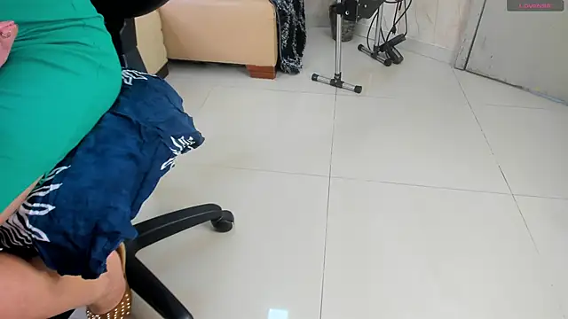 KatteMoss online show from January 2025 01:52:01 PM