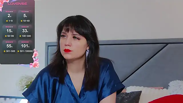 Snapshot of BellaHillss chatting on March 2025 08:04:02 AM BellaHillss online show from March 2025 08:04:02 AM