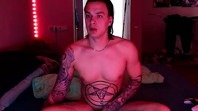 Snapshot of baphomet_from_ice chatting on March 2026 06:29:01 AM baphomet from ice online show from March 2026 06:29:01 AM