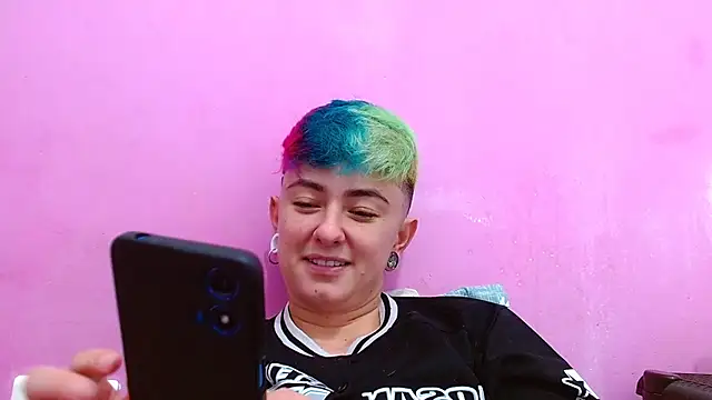 Snapshot of tomboyblue chatting on September 2025 09:48:02 PM tomboyblue online show from September 2025 09:48:02 PM