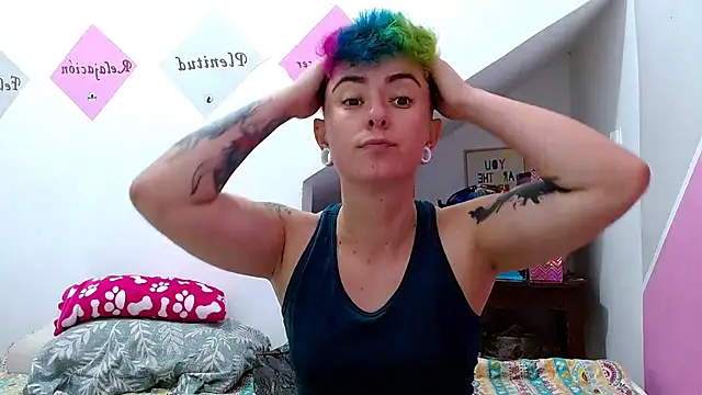 Snapshot of tomboyblue chatting on October 2025 12:32:01 AM tomboyblue online show from October 2025 12:32:01 AM