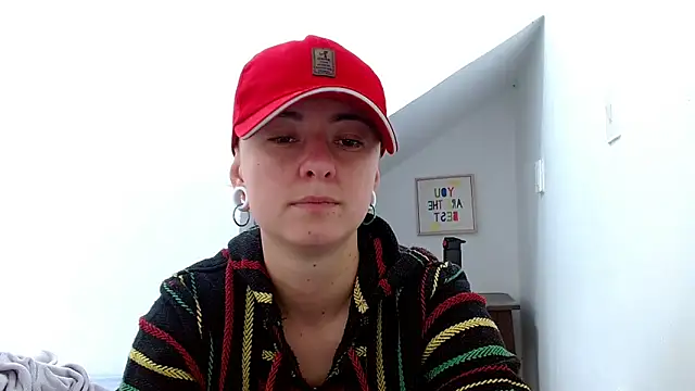 Snapshot of tomboyblue chatting on December 2025 03:06:01 PM tomboyblue online show from December 2025 03:06:01 PM