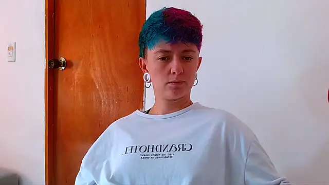 tomboyblue online show from July 2026 03:29:01 PM
