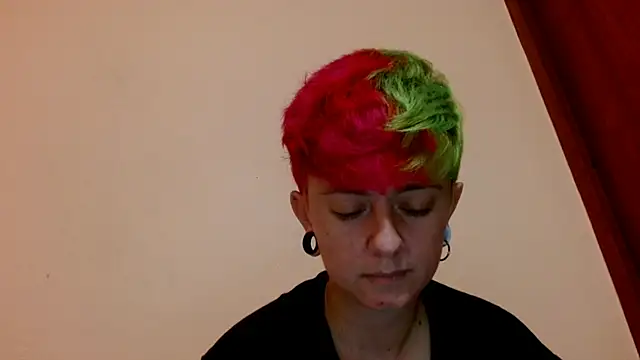 tomboyblue online show from July 2026 03:35:01 AM
