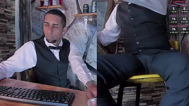 Snapshot of Paolo_johnson chatting on January 2025 04:02:01 AM Paolo johnson online show from January 2025 04:02:01 AM