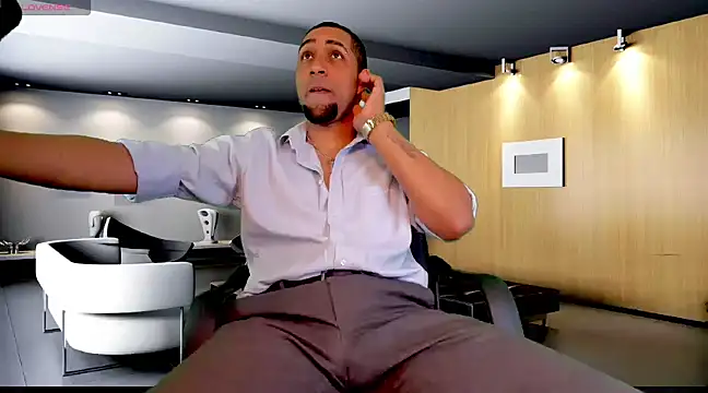 Snapshot of Paolo_johnson chatting on January 2025 12:07:02 PM Paolo johnson online show from January 2025 12:07:02 PM