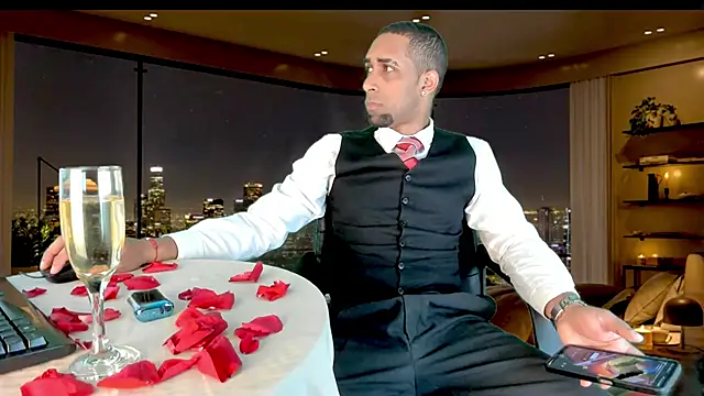 Snapshot of Paolo_johnson chatting on February 2025 12:25:02 PM Paolo johnson online show from February 2025 12:25:02 PM