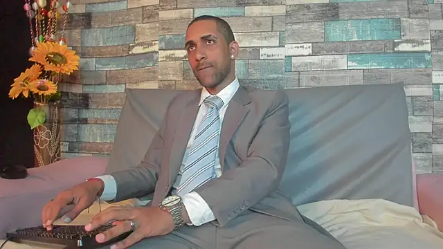 Snapshot of Paolo_johnson chatting on March 2025 10:49:02 AM Paolo johnson online show from March 2025 10:49:02 AM