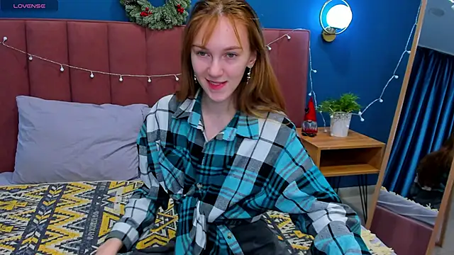 VanillaKelly online show from December 2024 03:49:02 AM