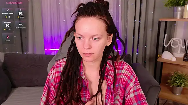 Snapshot of CoreyJane chatting on September 2025 04:14:01 AM CoreyJane online show from September 2025 04:14:01 AM