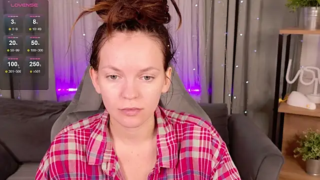 Snapshot of CoreyJane chatting on September 2025 04:25:02 AM CoreyJane online show from September 2025 04:25:02 AM