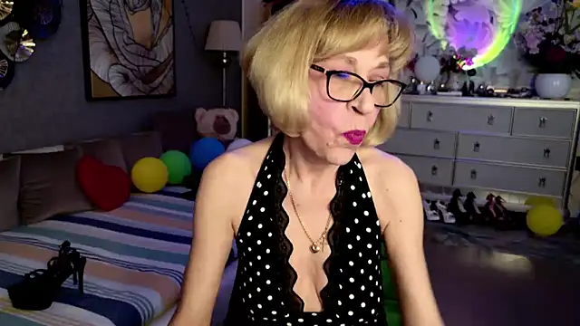 HornyMilf 555 online show from April 2026 01:05:02 PM
