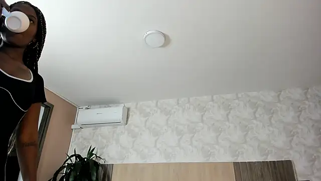 Snapshot of rebeca_cortez_ chatting on May 2026 07:41:01 PM rebeca cortez online show from May 2026 07:41:01 PM
