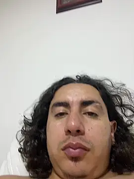 DanielGomez9 online show from June 2026 01:19:02 AM