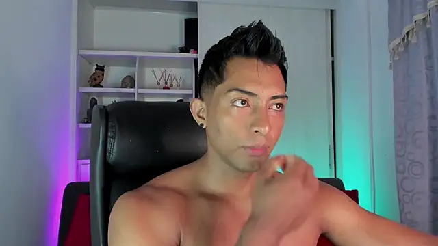 Couple muscle1 online show from December 2024 02:49:02 PM