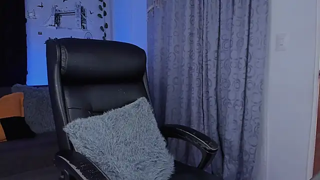 Couple muscle1 online show from March 2025 04:15:02 PM