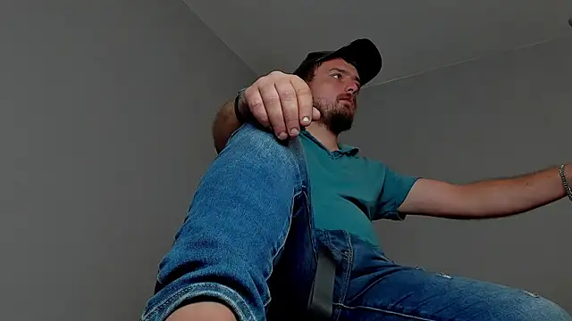 Snapshot of Master_Mark_Wayne chatting on October 2025 11:39:01 PM Master Mark Wayne online show from October 2025 11:39:01 PM