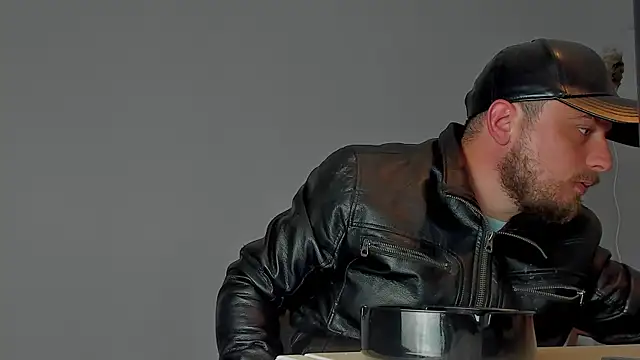 Snapshot of Master_Mark_Wayne chatting on November 2025 11:44:02 AM Master Mark Wayne online show from November 2025 11:44:02 AM