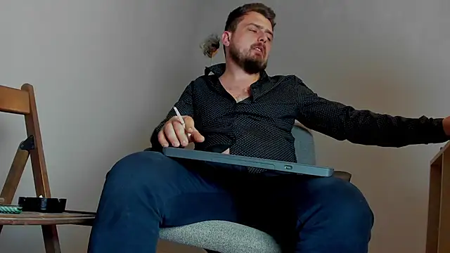 Snapshot of Master_Mark_Wayne chatting on November 2025 11:21:02 PM Master Mark Wayne online show from November 2025 11:21:02 PM