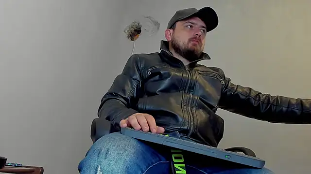 Snapshot of Master_Mark_Wayne chatting on November 2025 11:21:02 AM Master Mark Wayne online show from November 2025 11:21:02 AM