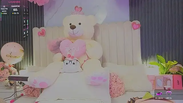 Madiee Rhea online show from April 2026 08:57:02 PM