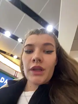 Snapshot of Holy_Tereza chatting on December 2025 03:06:01 PM Holy Tereza online show from December 2025 03:06:01 PM