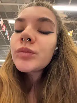 Snapshot of Holy_Tereza chatting on February 2026 03:05:02 PM Holy Tereza online show from February 2026 03:05:02 PM