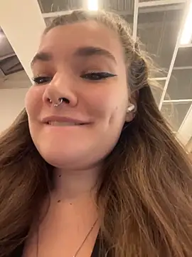 Snapshot of Holy_Tereza chatting on February 2026 03:42:01 PM Holy Tereza online show from February 2026 03:42:01 PM