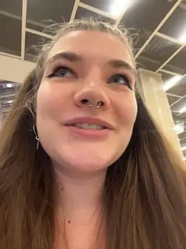 Snapshot of Holy_Tereza chatting on February 2026 03:43:01 PM Holy Tereza online show from February 2026 03:43:01 PM