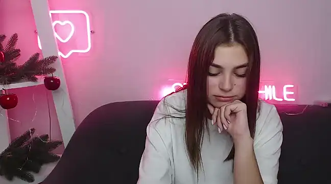 MilanaAngelAs online show from December 2024 05:46:01 PM